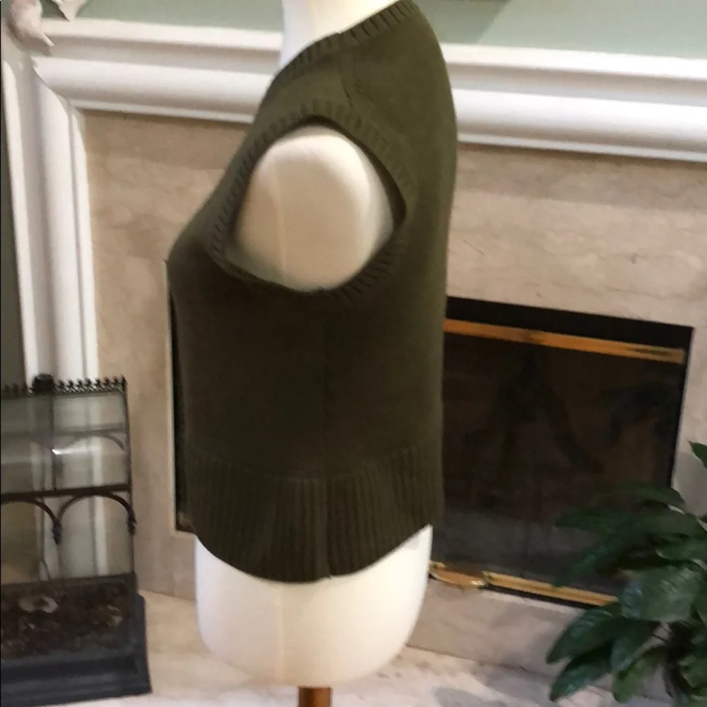 Ann Taylor - Picture 2 of 4